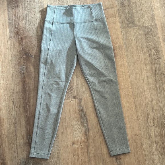 Athleta Athletic Leggings - Picture 10 of 16